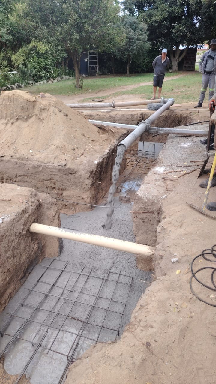 Concrete foundation pour